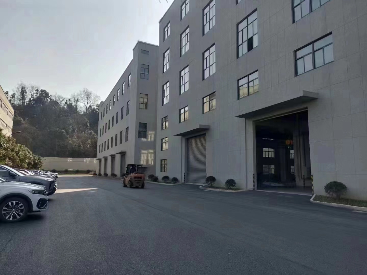 杭州厂房出租最新动态，巷弄深处的独特工厂小店揭秘